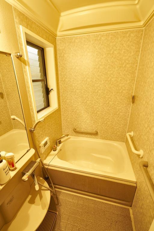 קיוטו Guesthouse Nijo Fukuro-Tei מראה חיצוני תמונה