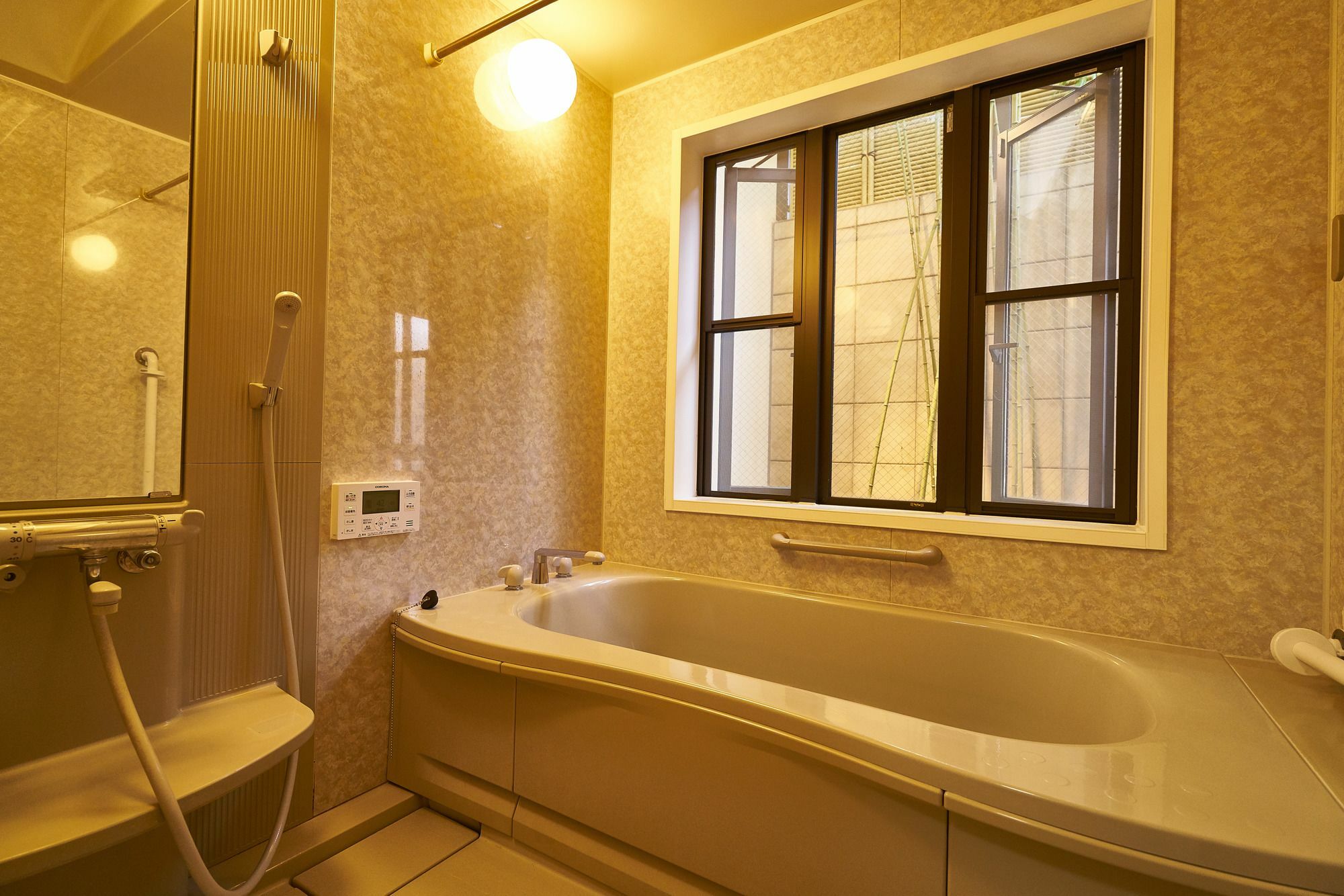 קיוטו Guesthouse Nijo Fukuro-Tei מראה חיצוני תמונה